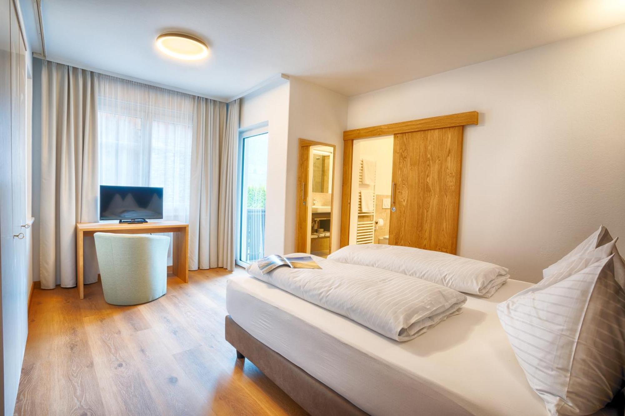 Hotel Lamm Naturns Εξωτερικό φωτογραφία