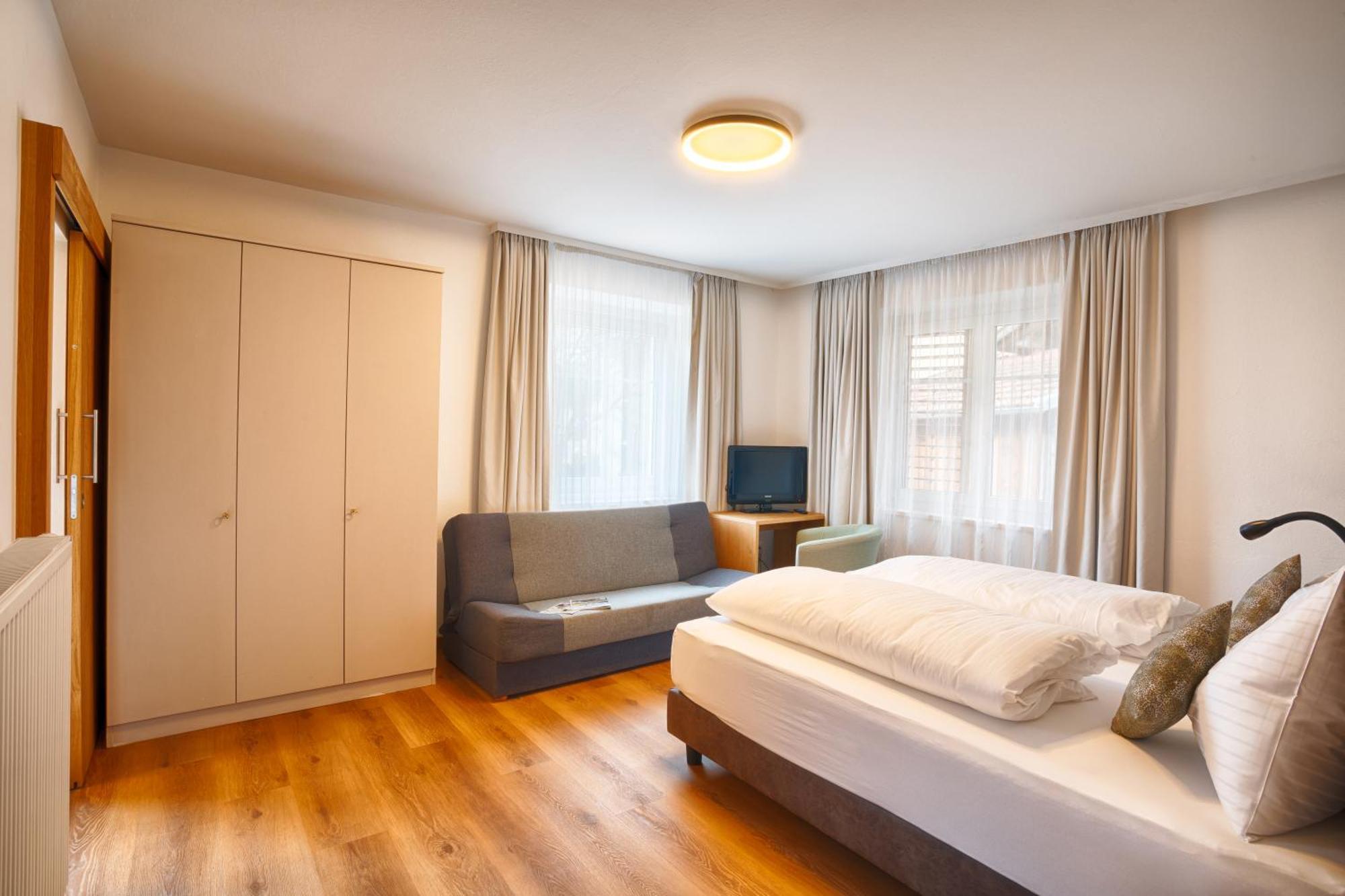Hotel Lamm Naturns Εξωτερικό φωτογραφία